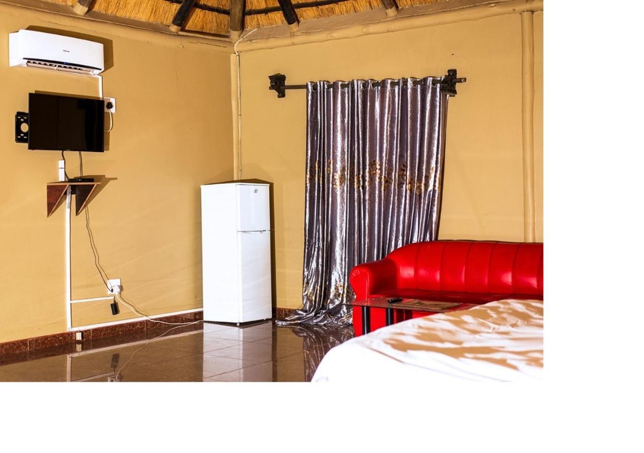 Msc Hotel Otjiwarongo Monitronics Extérieur photo