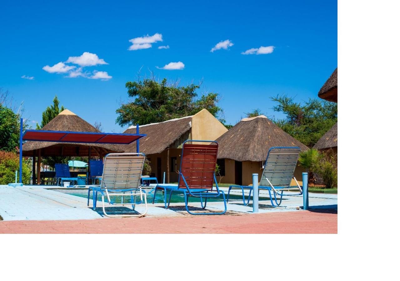 Msc Hotel Otjiwarongo Monitronics Extérieur photo