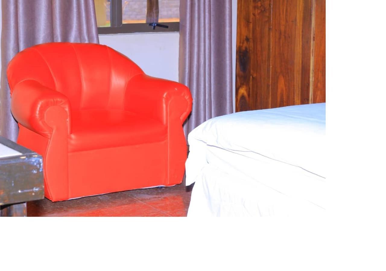 Msc Hotel Otjiwarongo Monitronics Extérieur photo