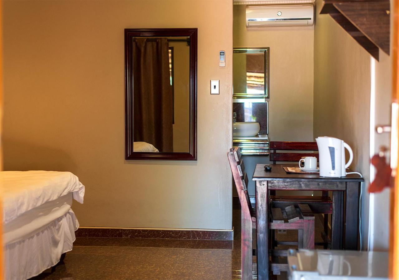 Msc Hotel Otjiwarongo Monitronics Extérieur photo